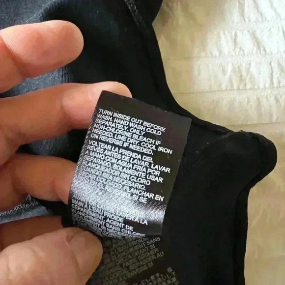 Women's vintage Bebe peplum top size XS. - Picture 8 of 8